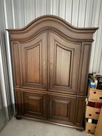 Houten buffetkast - Gratis af te halen, Huis en Inrichting, Kasten | Buffetkasten, Ophalen, 200 cm of meer, 150 tot 200 cm, Vintage