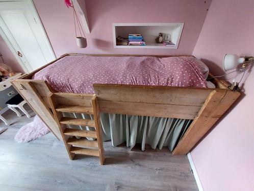 Kinderbed 200x80 steigerhout met vast krijtbord, Kinderen en Baby's, Kinderkamer | Stapelbedden en Hoogslapers, Zo goed als nieuw