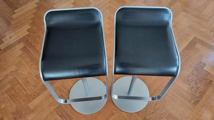 La Palma Barkrukken - Set van 2, Huis en Inrichting, Barkrukken, Zo goed als nieuw, 90 cm of meer, Leer, Metaal, 2 krukken, Draaibaar