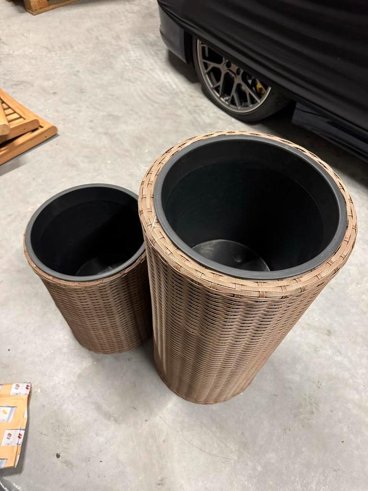 Vachetti Set van 2 rotan plantenpotten, Tuin en Terras, Bloempotten, Zo goed als nieuw, Kunststof, Binnen, 70 cm of meer, Minder dan 25 cm