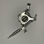 Zilveren hanger tattoo gun / machine / pistool, Ophalen of Verzenden, Nieuw, Zilver, Overige voorstellingen