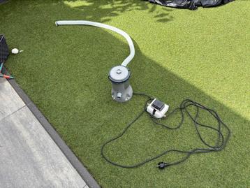 Bestway Flowclear Filterpomp – Betrouwbare Zwembadfiltratie beschikbaar voor biedingen