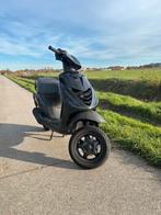 Piaggio zip 172cc, Fietsen en Brommers, Scooters | Piaggio, Ophalen, Zo goed als nieuw, Benzine, Zip