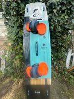 f-one 2023 kiteboard incl platinum3 bindingen, Watersport en Boten, Kitesurfen, Twintip, Ophalen, Zo goed als nieuw