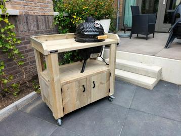 Bbq tafel van steigerhout  beschikbaar voor biedingen