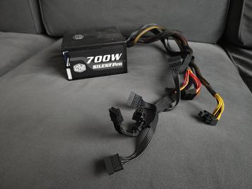 Cooler Master Silent Pro 700W Voeding beschikbaar voor biedingen