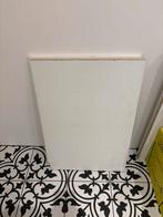 Planken 46 x 68 - Hoekje eruit, Huis en Inrichting, Kasten | Overige, Ophalen, Gebruikt