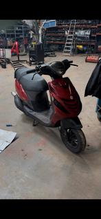 Zip 2takt 70cc - RUILEN, Fietsen en Brommers, Scooters | Piaggio, Ophalen, Tweetakt, Gebruikt, Maximaal 45 km/u