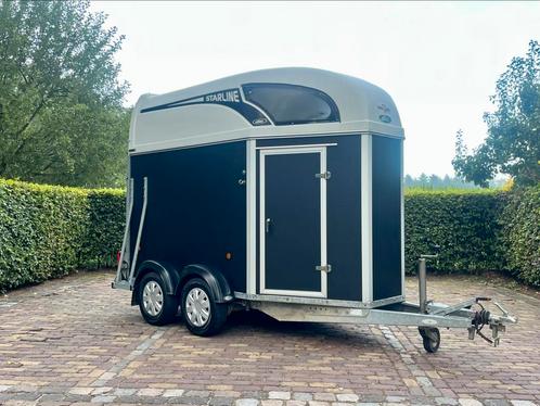 Zeer nette 1.5 paards Atec starline met zadelkamer, Dieren en Toebehoren, Paarden en Pony's | Trailers en Aanhangwagens, Zo goed als nieuw