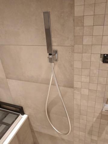 Handdouche Tres chroom glans met slang en houder. beschikbaar voor biedingen