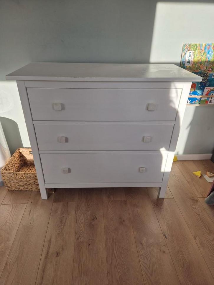 Hemnes Ladekast / Commode - Wit Gebeitst, Huis en Inrichting, Kasten | Ladekasten, Gebruikt, Minder dan 100 cm, 100 tot 150 cm