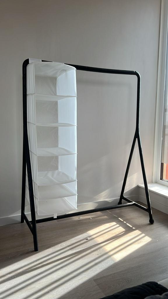 IKEA kledingrek met 6-vaks SKUBB, Kleding | Dames, Kledingrekken, Zo goed als nieuw, Ophalen