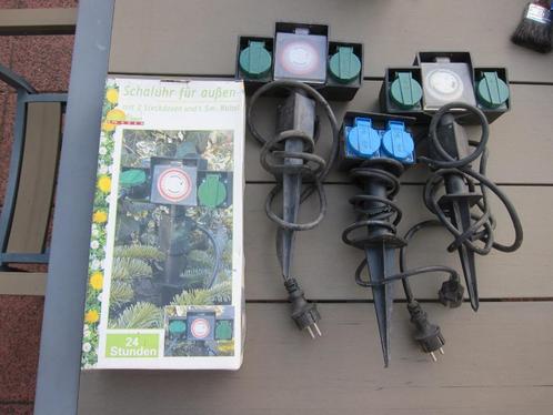 4x Lifetime Tijdschakelaar contactdozen 3st. + 1 contactdoos, Tuin en Terras, Buitenverlichting, Zo goed als nieuw, Netvoeding