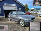 BMW 1-serie 116i Executive, Origineel Nederlands, Te koop, Zilver of Grijs, 5 stoelen