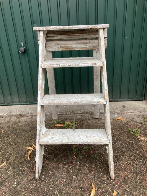Brocante oud houten trapje / 3 treden, Antiek en Kunst, Curiosa en Brocante, Ophalen