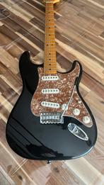 Squier custom Strat, Muziek en Instrumenten, Ophalen, Zo goed als nieuw, Solid body, Fender