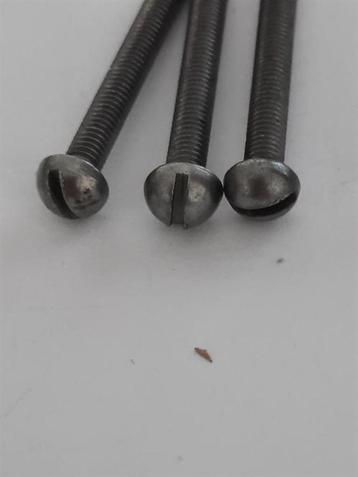 te koop Metalen oude antieke Bolkop Bouten m8 x 20 klassiek beschikbaar voor biedingen