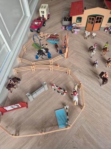 Schleich verzameling Manege Wasplaats Pick-up Paarden beschikbaar voor biedingen