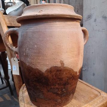 Franse grespot/aardenwerk pot/pot beschikbaar voor biedingen