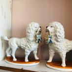 Engelse hoerenhondjes poedels raam hondjes, Verzamelen, Beelden en Beeldjes, Verzenden, Gebruikt, Dier