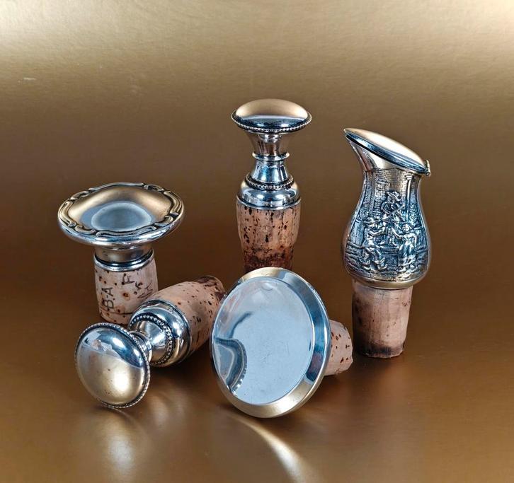 Verzilverde schenktuit, schenkkurk, flesstop, kurk. Oud, Antiek en Kunst, Curiosa en Brocante, Ophalen of Verzenden