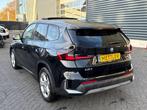 BMW IX1 XDrive30 67 kWh, harman kadon, panoramadak, Auto's, BMW, Automaat, Zwart, 1985 kg, SUV of Terreinwagen