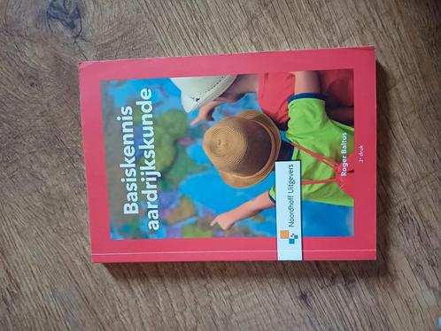 Roger Baltus - Basiskennis Aardrijkskunde, Boeken, Schoolboeken, Nieuw, Aardrijkskunde, Overige niveaus, Ophalen of Verzenden