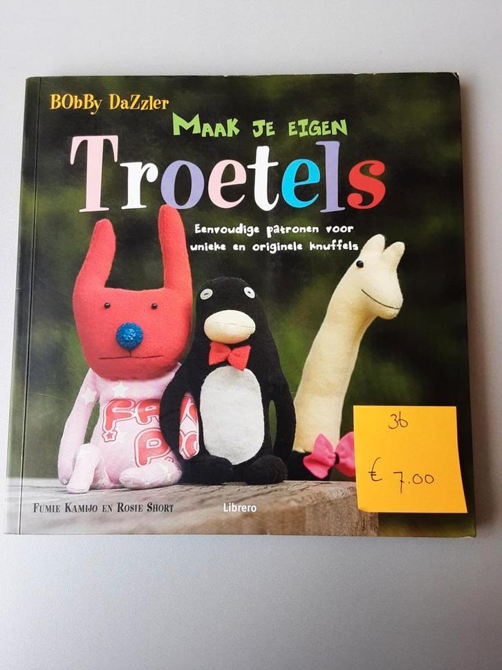 Maak je eigen Troetels - naaien - nu euro 7,00, Hobby en Vrije tijd, Naaien en Fournituren, Nieuw, Ophalen of Verzenden