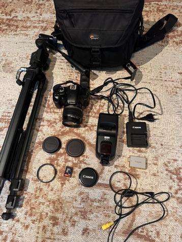 Canon 450D, 18-55 lens, complete set met tas,statief,flitser beschikbaar voor biedingen