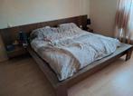 Goossens Donker Houten Bed + Spiegel, Ophalen, Gebruikt, Bruin, Tweepersoons