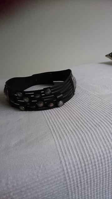 Aparte zwart leren Riem Merk Ischiko.Mt 85 =S beschikbaar voor biedingen