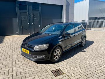 Volkswagen Polo 1.2 51KW 2011 Zwart beschikbaar voor biedingen