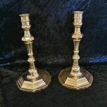 prachtige oude kandelaars beschikbaar voor biedingen