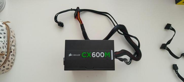 Corsair CX600M – 600W Semi-Modulaire Voeding, Computers en Software, Interne voedingen, Zo goed als nieuw, Ophalen of Verzenden