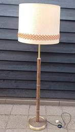 Vloerlamp Design Dijkstra Vintage Bamboe lamp rotan., Huis en Inrichting, Lampen | Vloerlampen, Ophalen, Gebruikt, Metaal, Vintage design vloerlamp Dijkstra.
