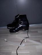 Zwarte kunstschaatsen maat 44, Sport en Fitness, Schaatsen, Ophalen of Verzenden, Gebruikt, Kunstschaatsen, Overige merken