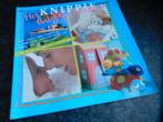 Knippie baby creatiefboek ==, Ophalen of Verzenden, Zo goed als nieuw, Kind, Knippie