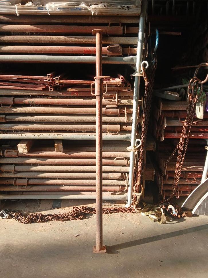 Bouwstutten, Doe-het-zelf en Verbouw, Overige Doe-het-zelf en Verbouw, Gebruikt, Ophalen