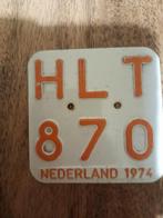 Bromfietsplaatje 1974 Wit met oranje Perfecte staat, Ophalen of Verzenden, Zo goed als nieuw