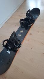 Burton Snowboard 150cm inclusief Burton bindingen, Ophalen, Gebruikt, Board