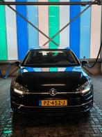 Volkswagen Golf 1.0 TSI 110pk highline Zwart met lage km., Auto's, Volkswagen, Stof, 1137 kg, Zwart, Origineel Nederlands