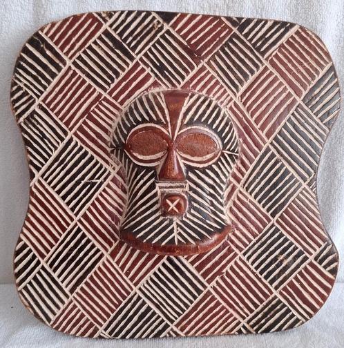250743 Afrikaans KIFWEBE Singe schild uit Kongo., Antiek en Kunst, Kunst | Niet-Westerse kunst, Ophalen of Verzenden