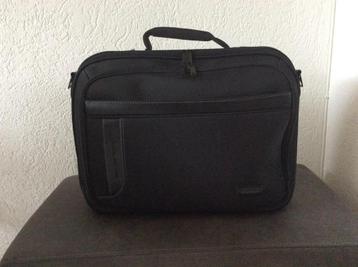 DRAAGBARE DVD’S COMPLEET beschikbaar voor biedingen