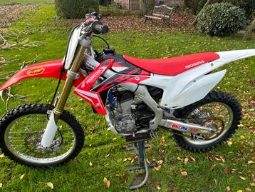 Honda CRF 250 2015 - beschikbaar voor biedingen