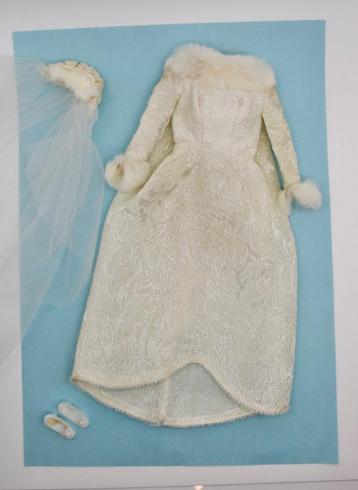 Vintage Barbie WINTER WEDDING#1880 beschikbaar voor biedingen