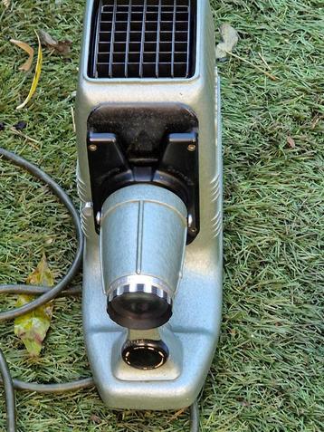 Vintage Liesegang FANTAX 5-300 diaprojector(ca1955) brocante beschikbaar voor biedingen