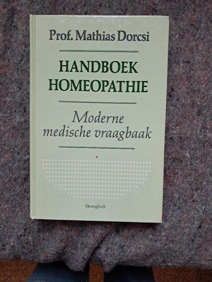 Handboek homeopathie/ Dorcsi, Boeken, Wetenschap, Gelezen, Ophalen of Verzenden