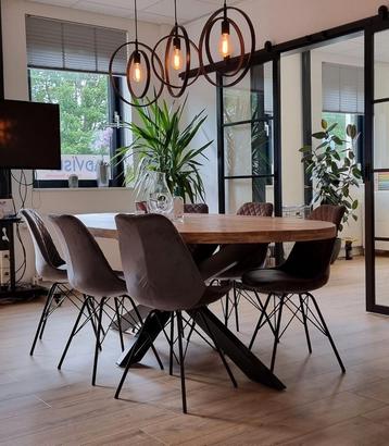 Mango houten eettafel - 2.30x1.20m beschikbaar voor biedingen