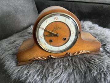 Unieke "Pistool" Wandklok - Jaren '50 Custom Junghans Uurwrk beschikbaar voor biedingen