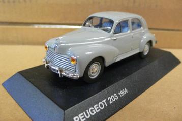 peugeot 203 sedan  1/43 beschikbaar voor biedingen